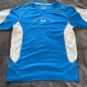 Under Armour Football Shirt Size: Youth XL